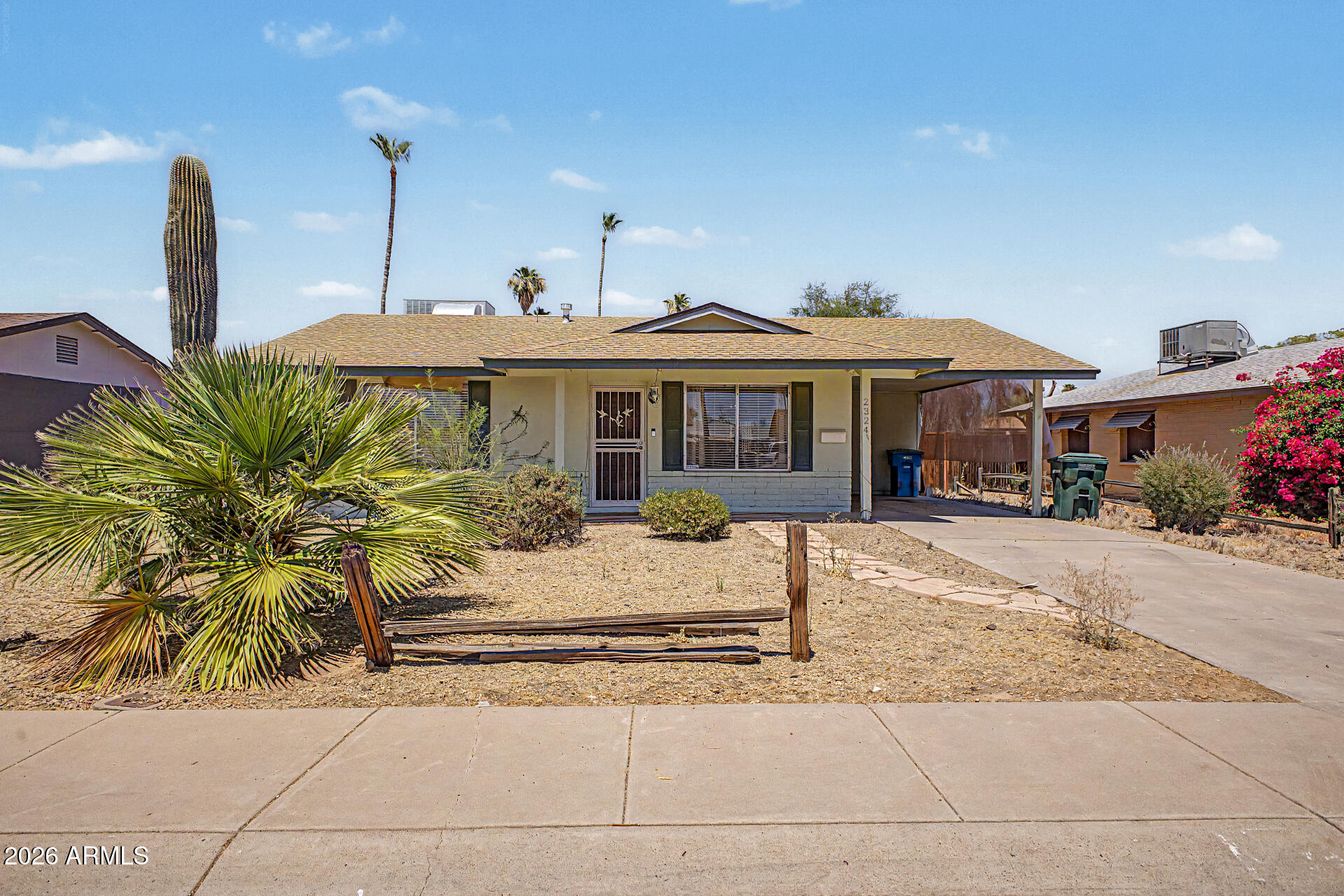 2324 W POINSETTIA Drive