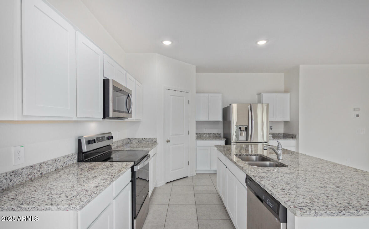 9565 W AGORA Lane