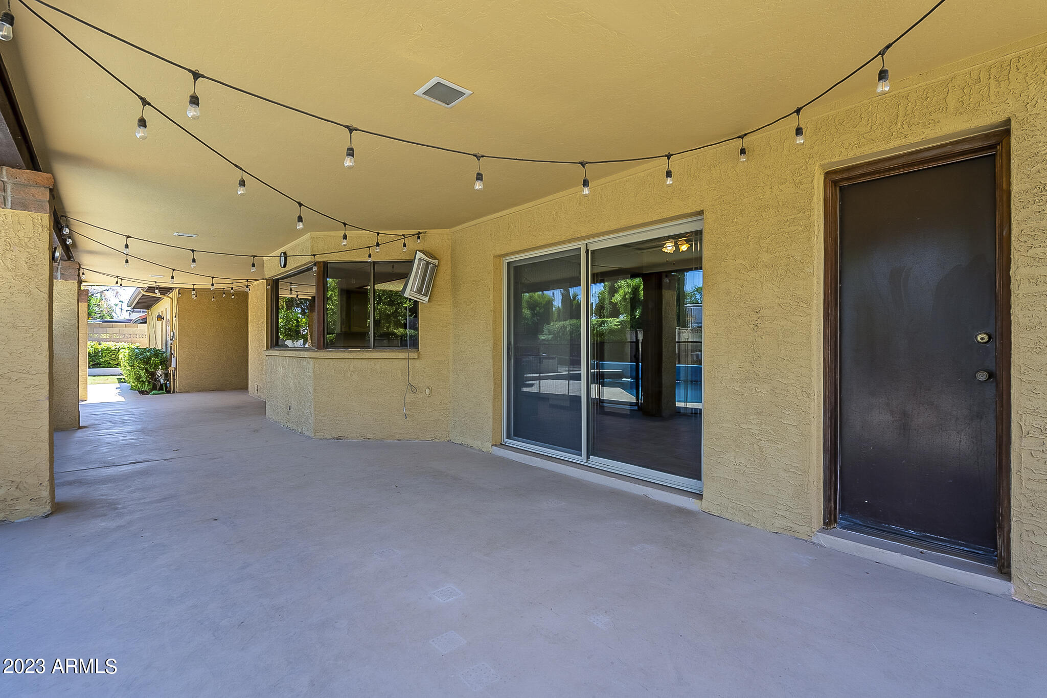 Photo 55 of 72 of 1846 E HACKAMORE Street house