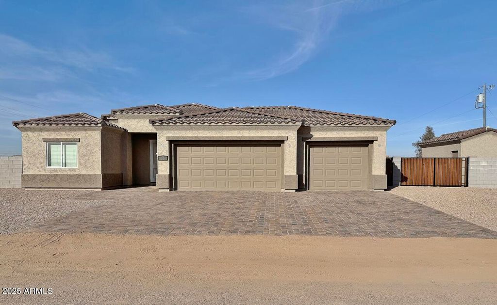 Photo of 15188 S Country Club Drive, Arizona City, AZ 85123 (MLS # 6995006)