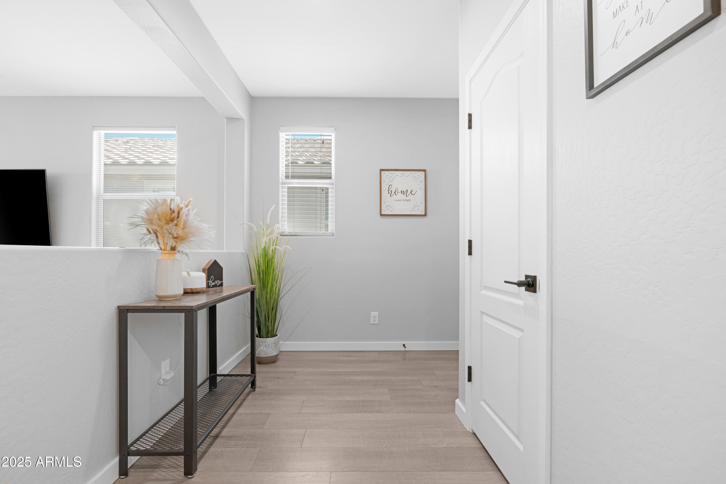 18264 N HOSKIN Drive