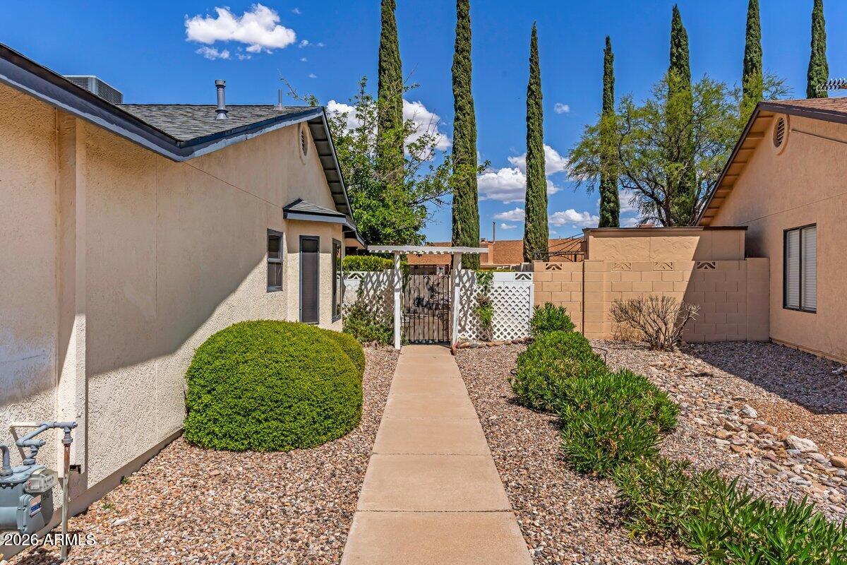 2930 S SUN CREST Drive