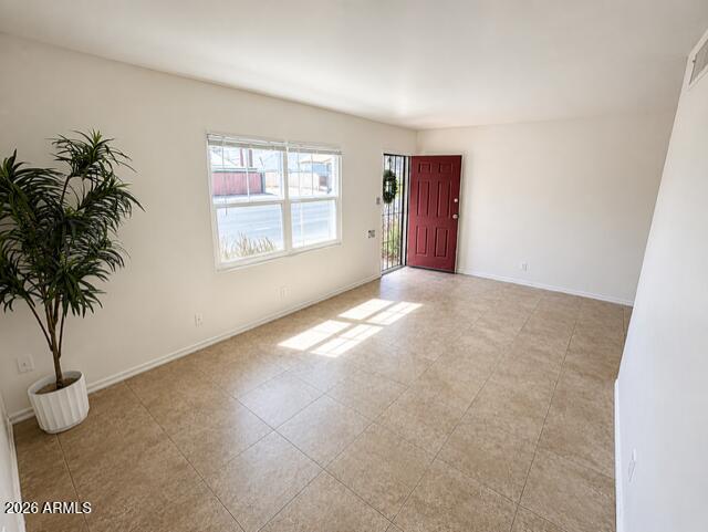 1507 N 15TH Avenue