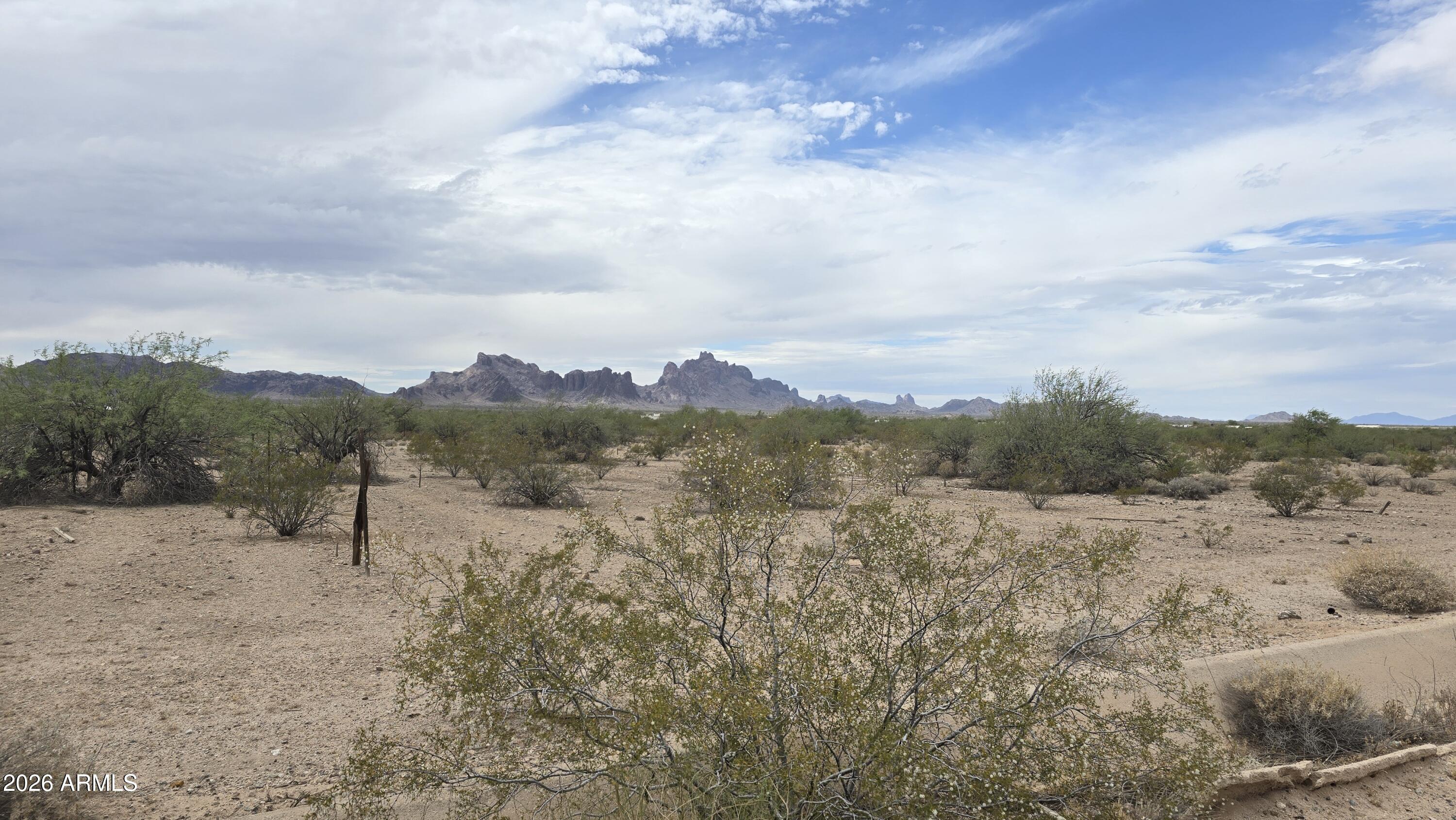 HARQUAHALA RANCHES UNIT 1 - Land