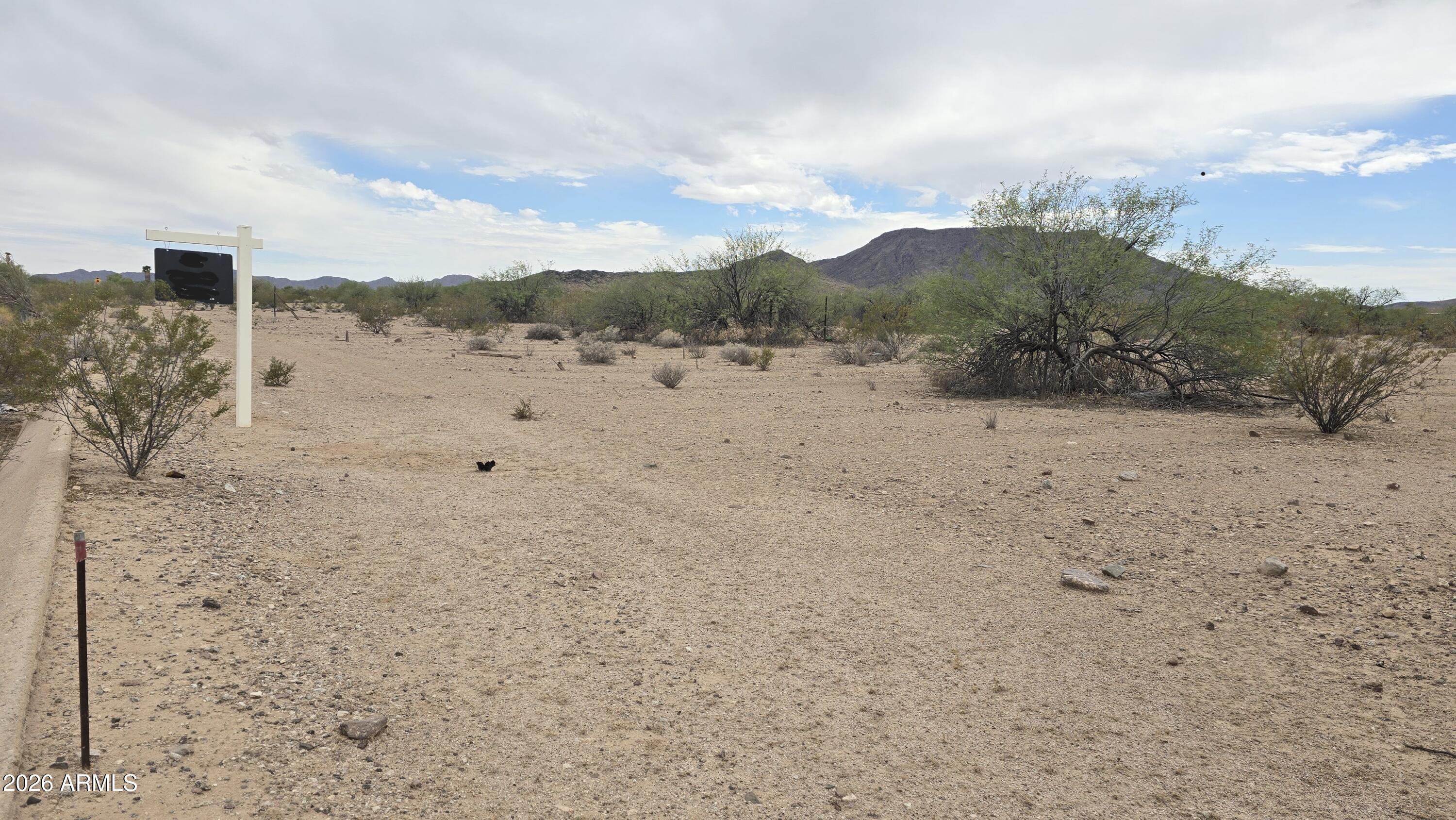 HARQUAHALA RANCHES UNIT 1 - Land