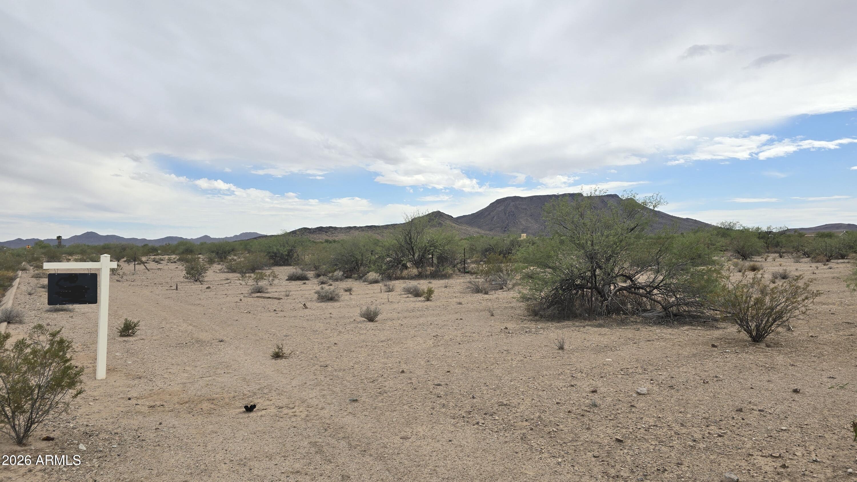 HARQUAHALA RANCHES UNIT 1 - Land