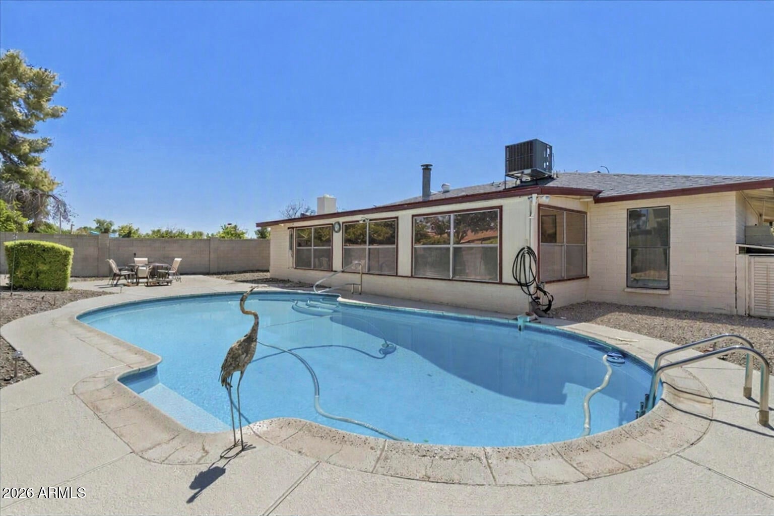 908 W LAGUNA AZUL Avenue