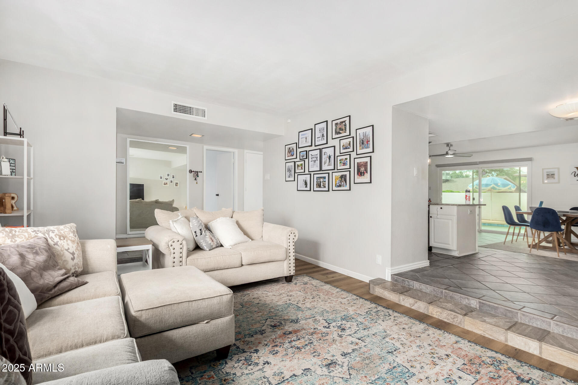 4616 S Poplar Street