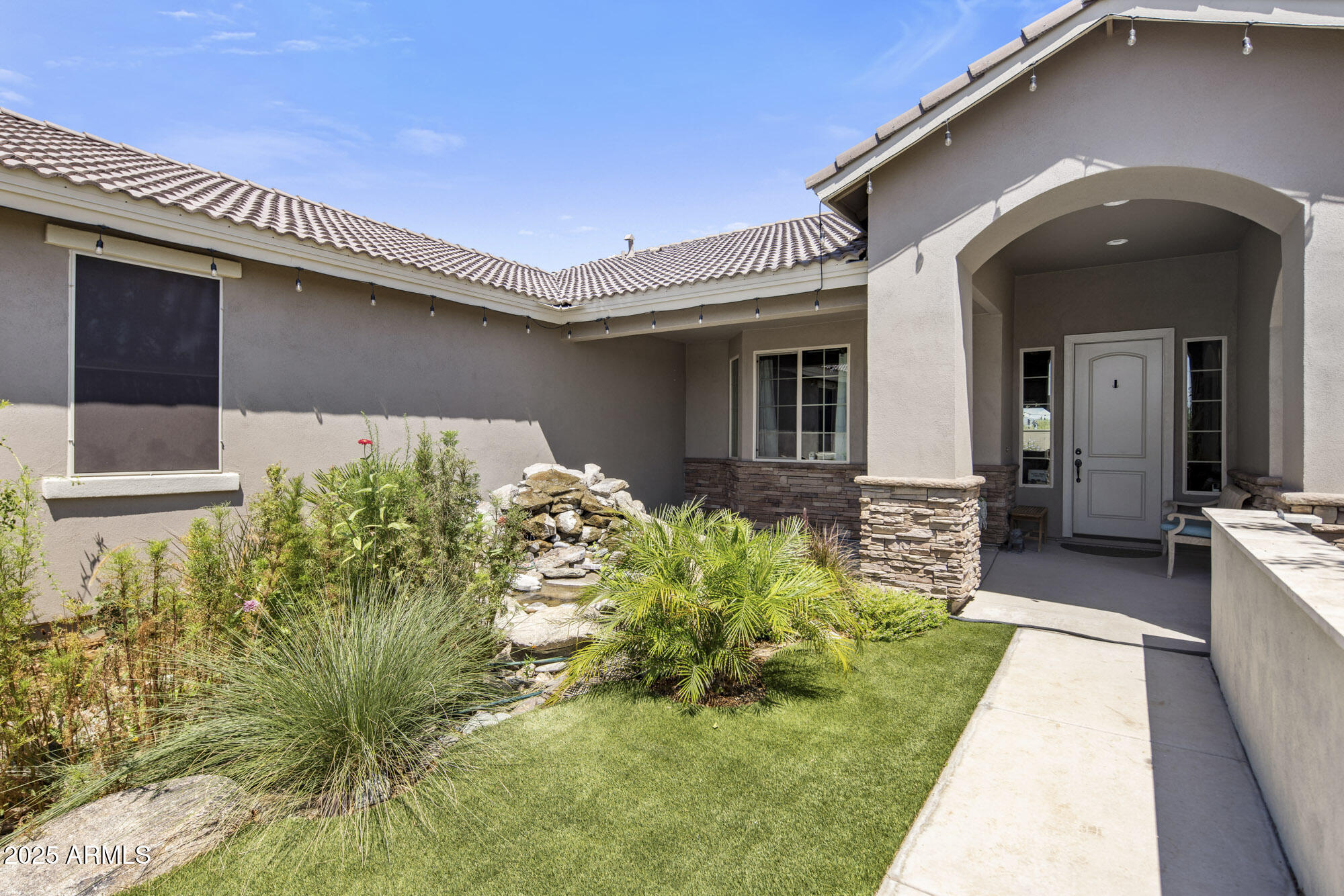 15438 E Milton Drive