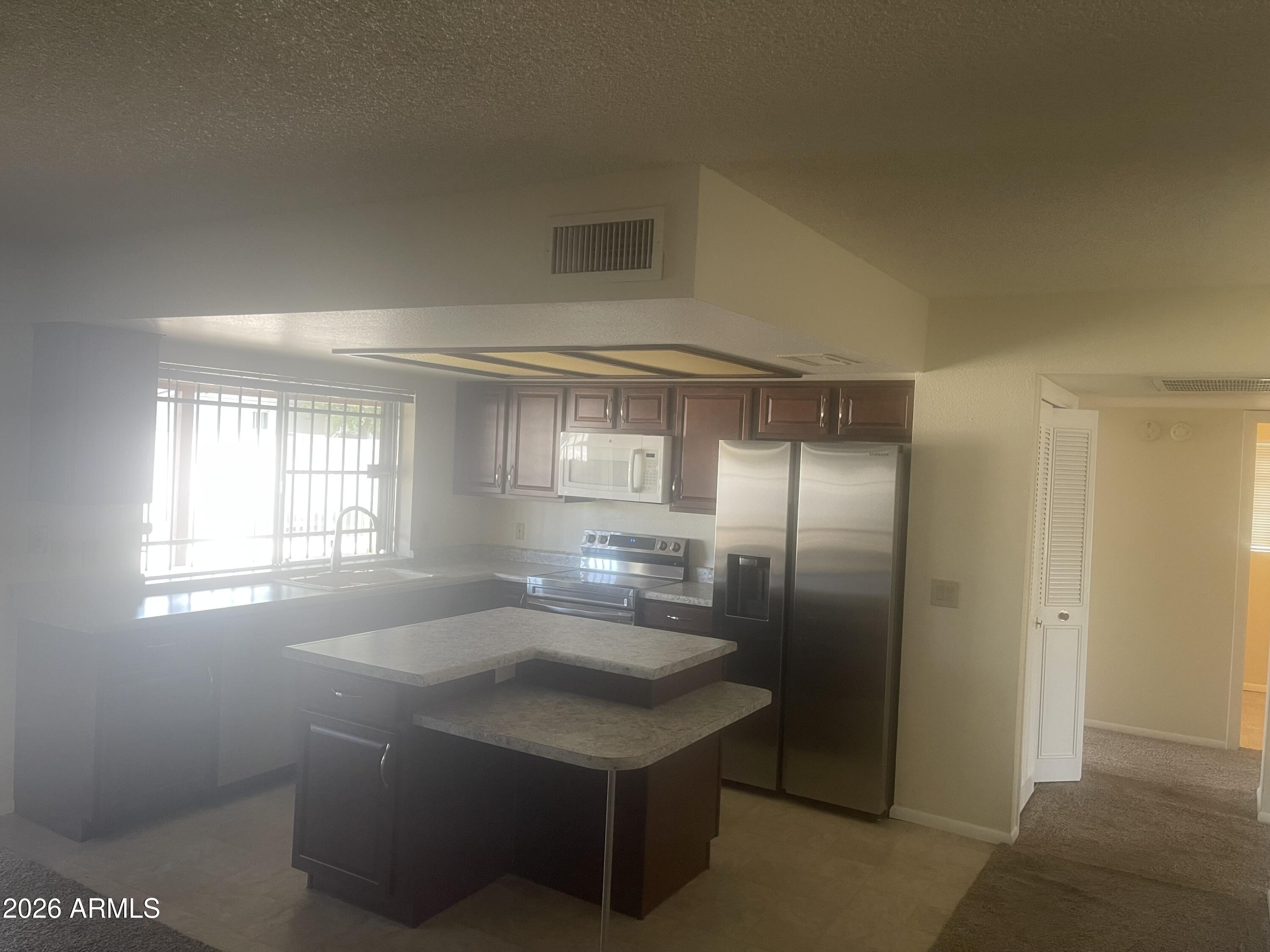 4028 W JOAN DE ARC Avenue