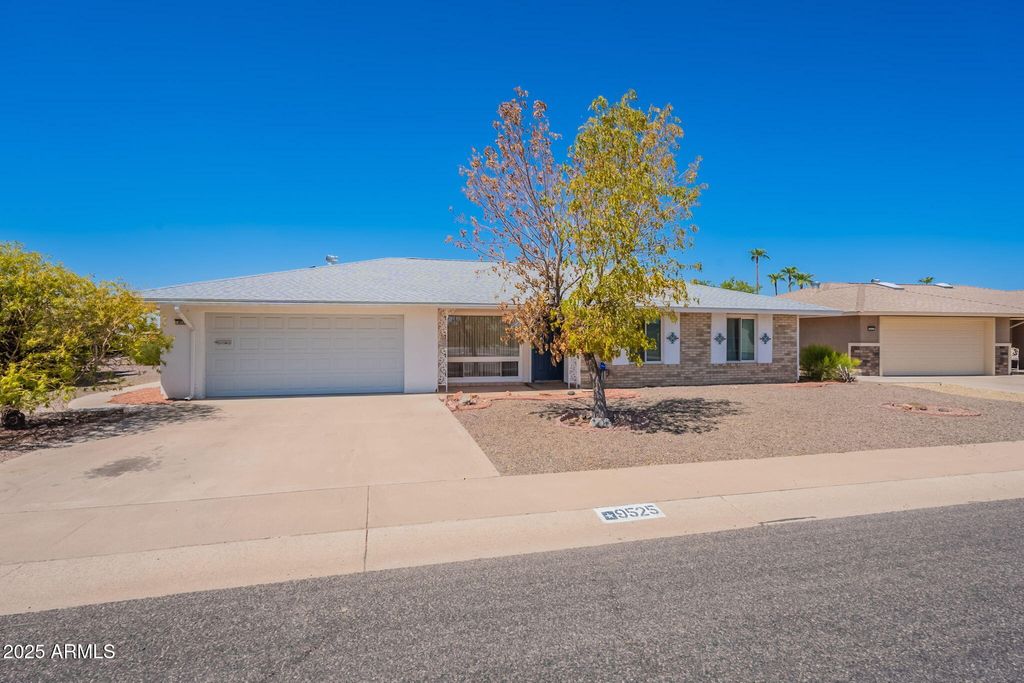 Photo of 9525 W Cedar Hill Circle, Sun City, AZ 85351 (MLS # 6907609)