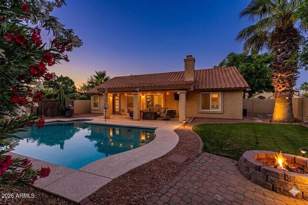 Photo of 2330 W Myrtle Drive, Chandler, AZ 85248 (MLS # 7014454)