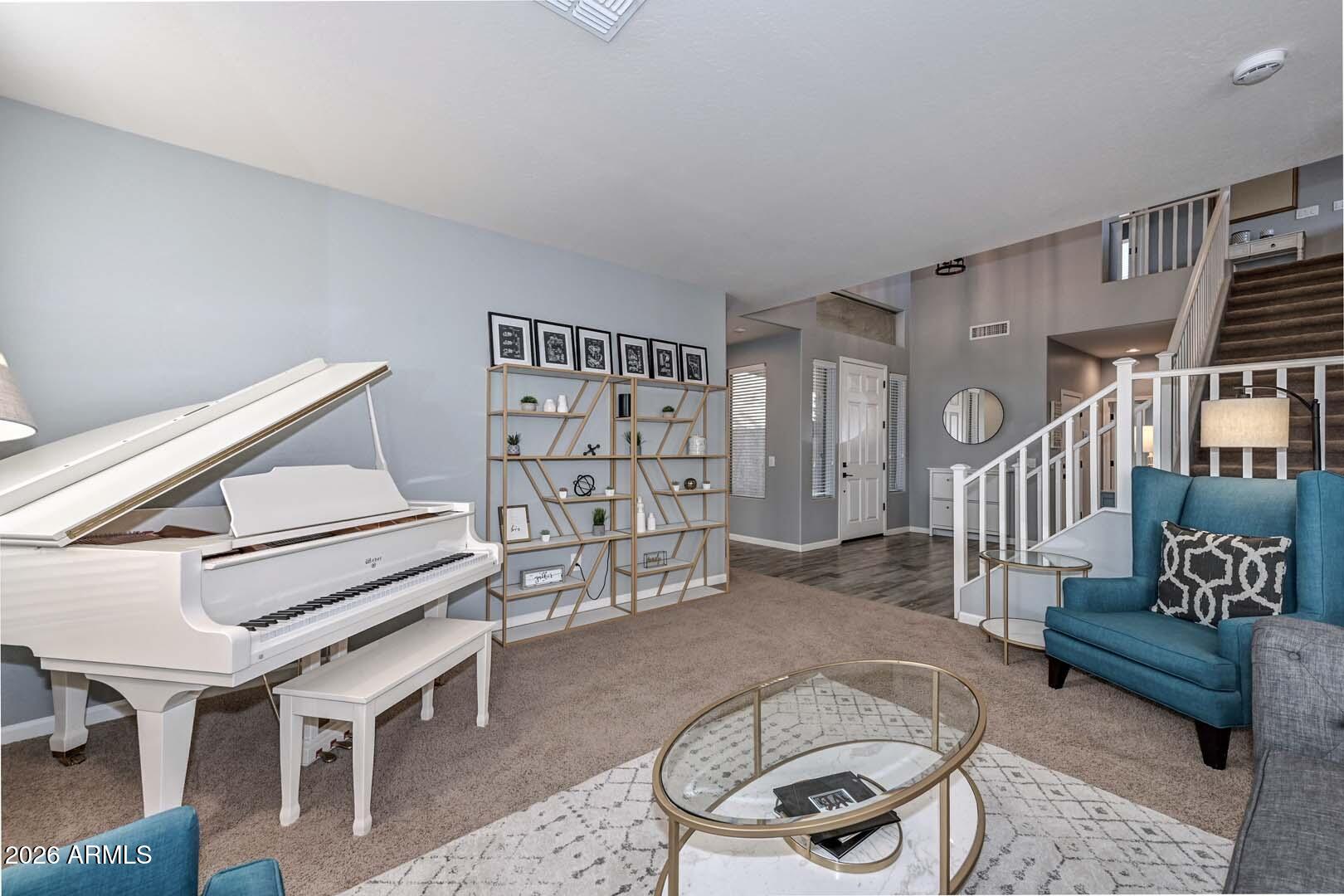 2747 W VIA BONA FORTUNA Drive