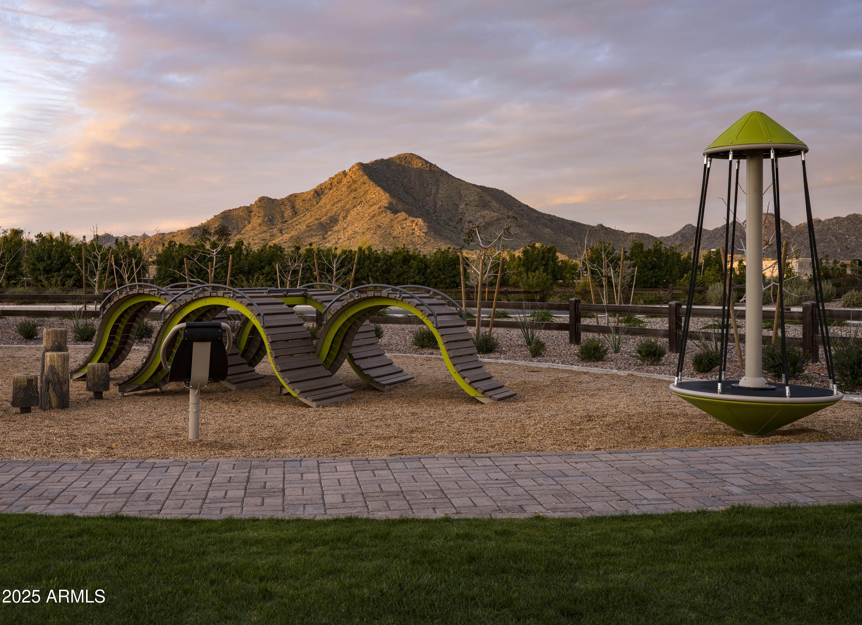 3483 W SUNSTONE Drive