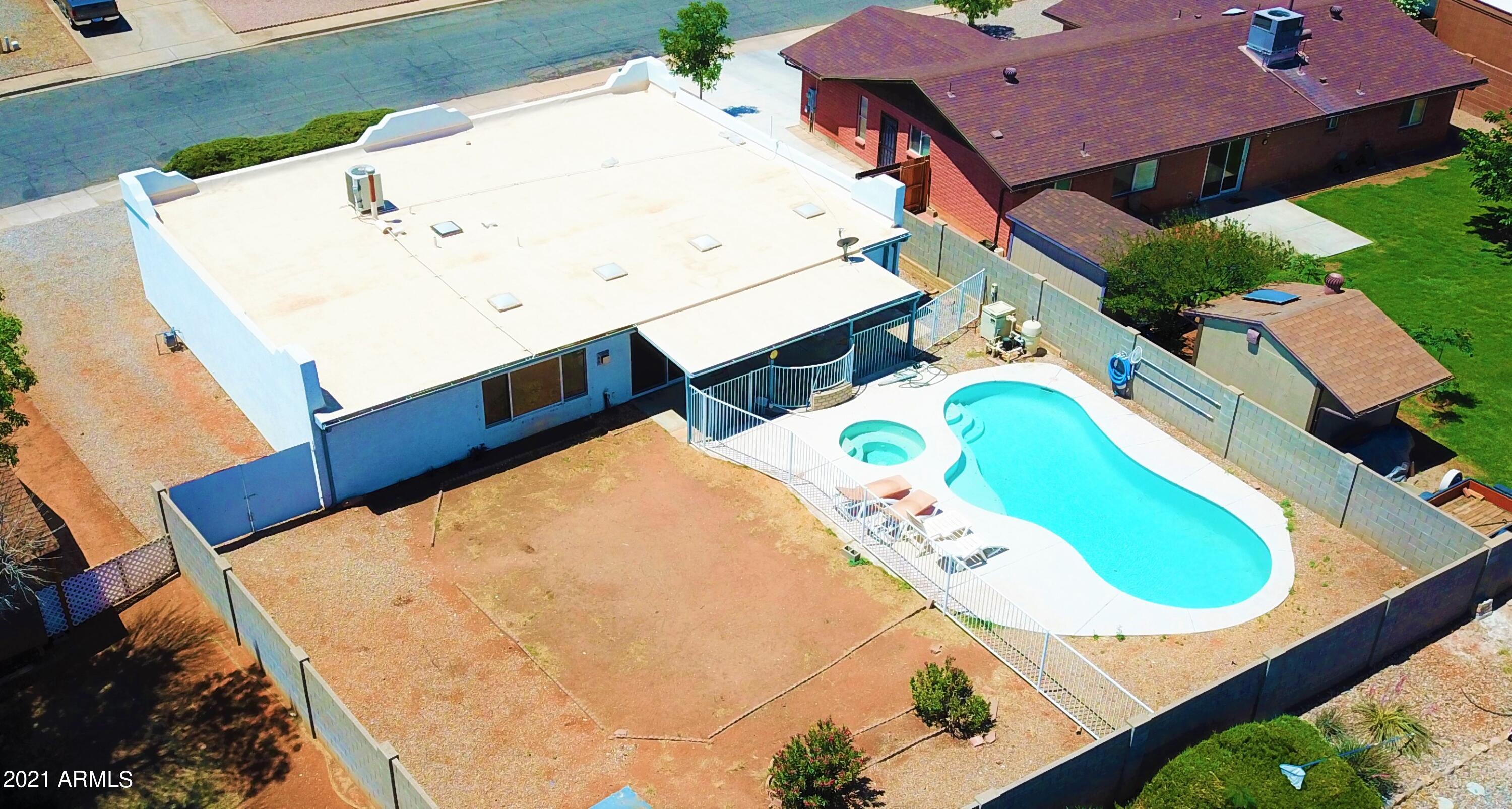 TRACT UNIT 109 - Residential