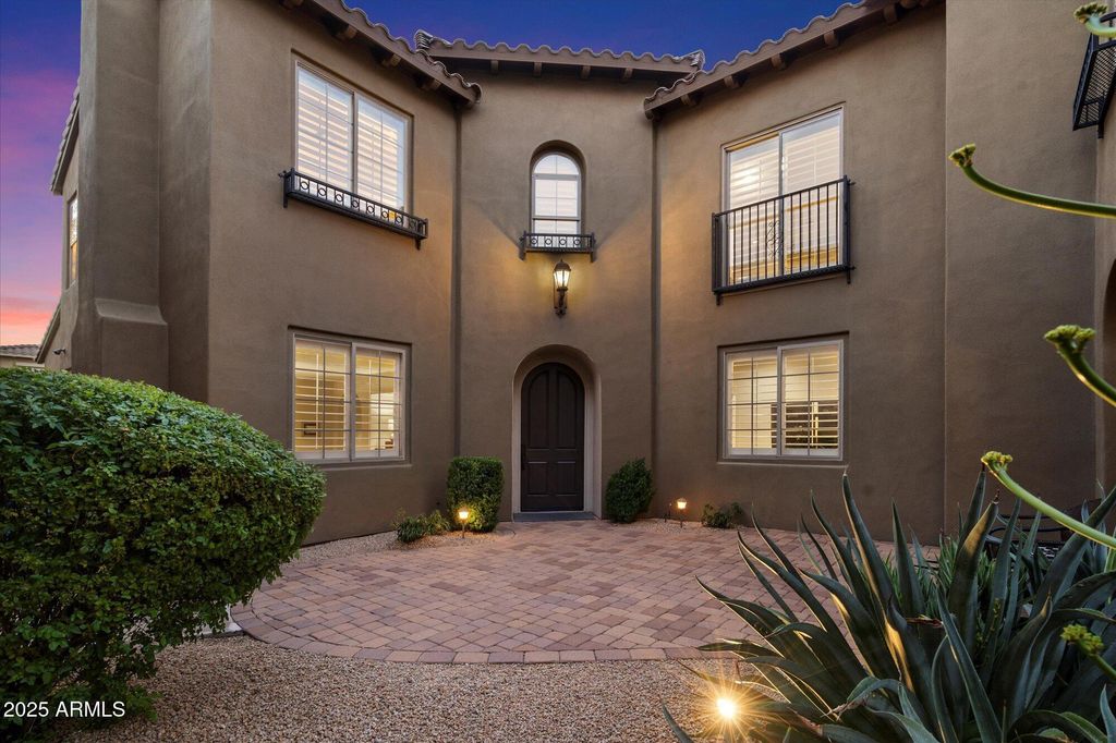 Photo of 3973 E Hummingbird Lane, Phoenix, AZ 85050 (MLS # 6952336)