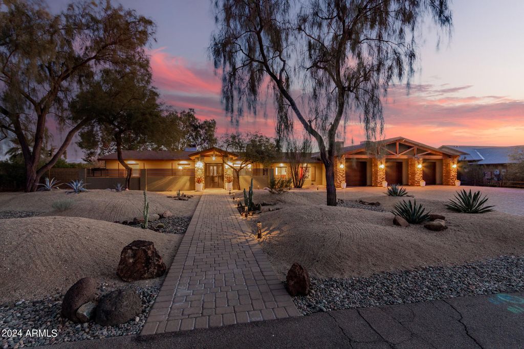 Photo of 7701 E Davenport Drive, Scottsdale, AZ 85260 (MLS # 7013075)