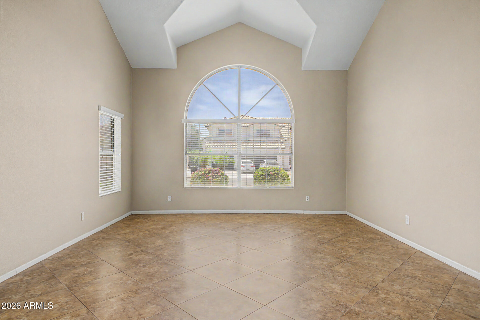 1236 E PALO VERDE Street
