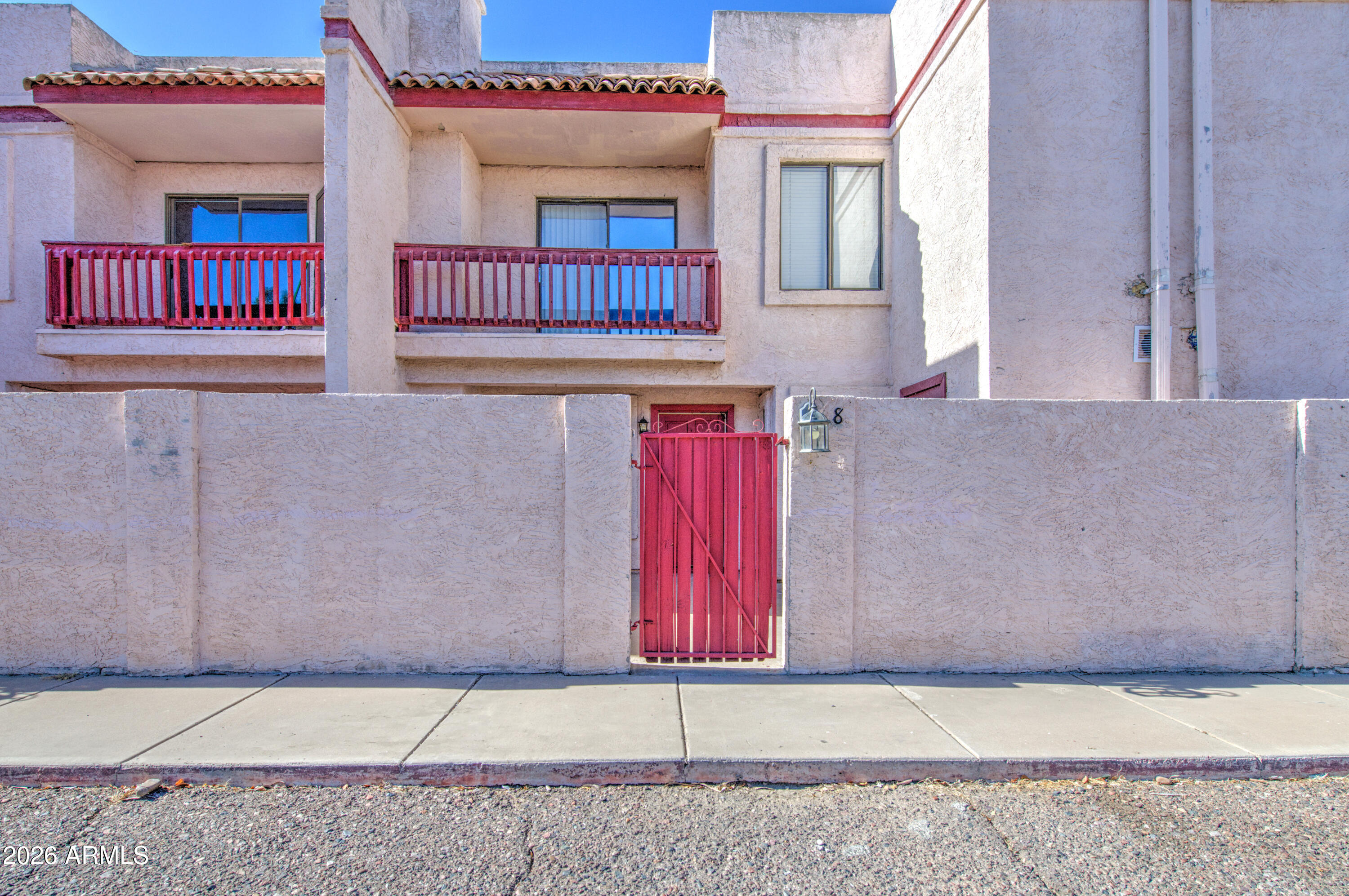 3001 E GRANDVIEW Road 8
