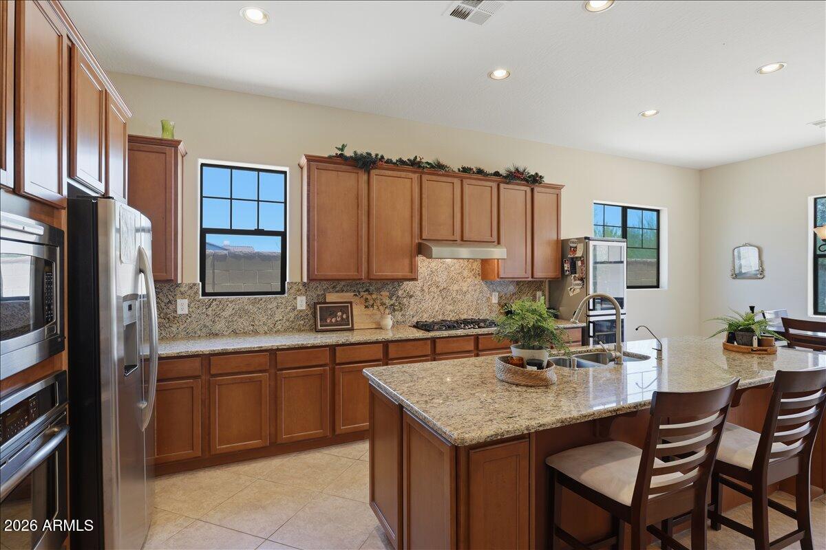 21401 W MULE DEER Way