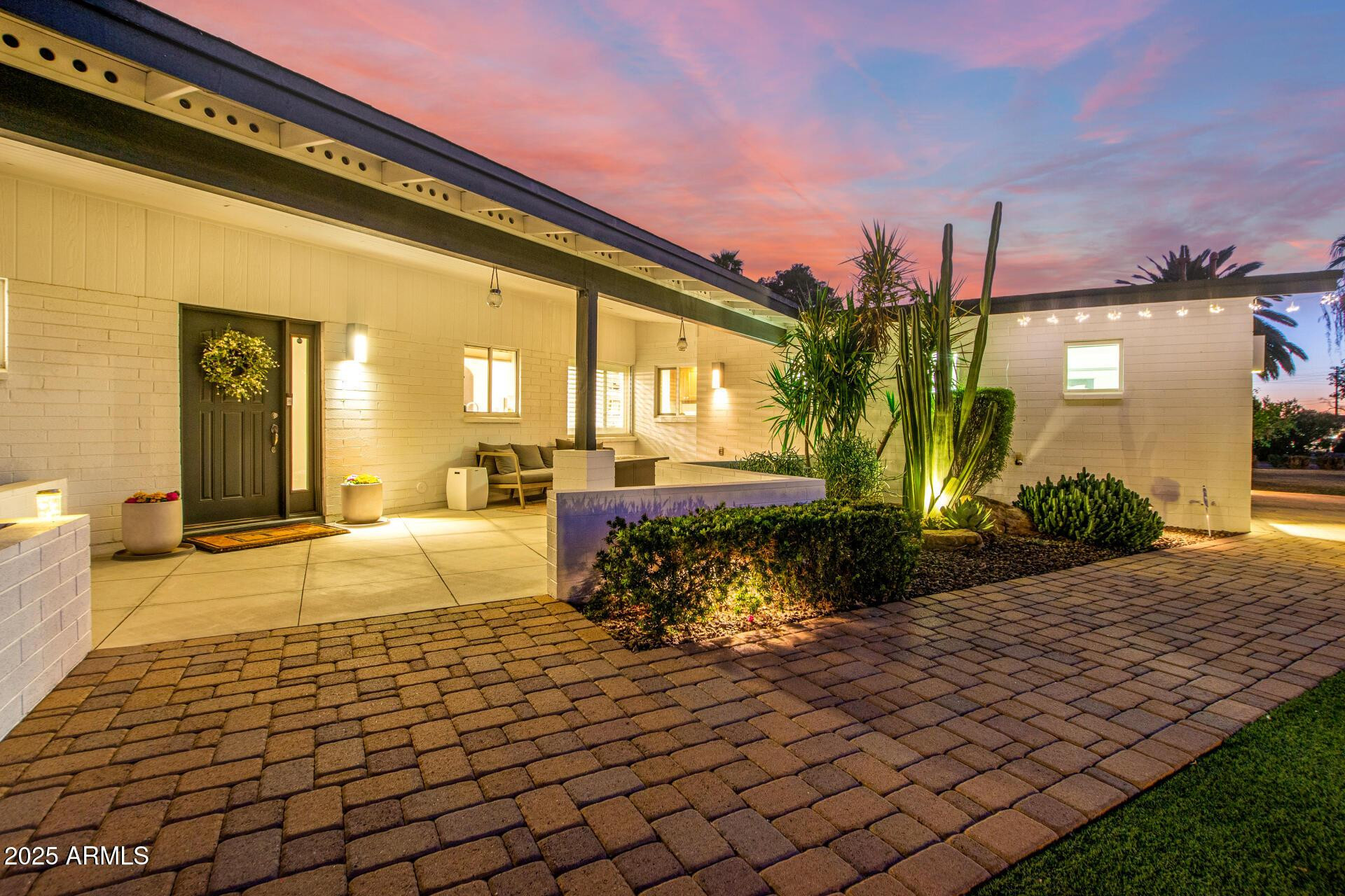 4431 E Calle Allegre