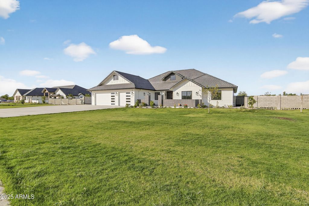 Photo of 22226 E Misty Court, Queen Creek, AZ 85142 (MLS # 6947966)