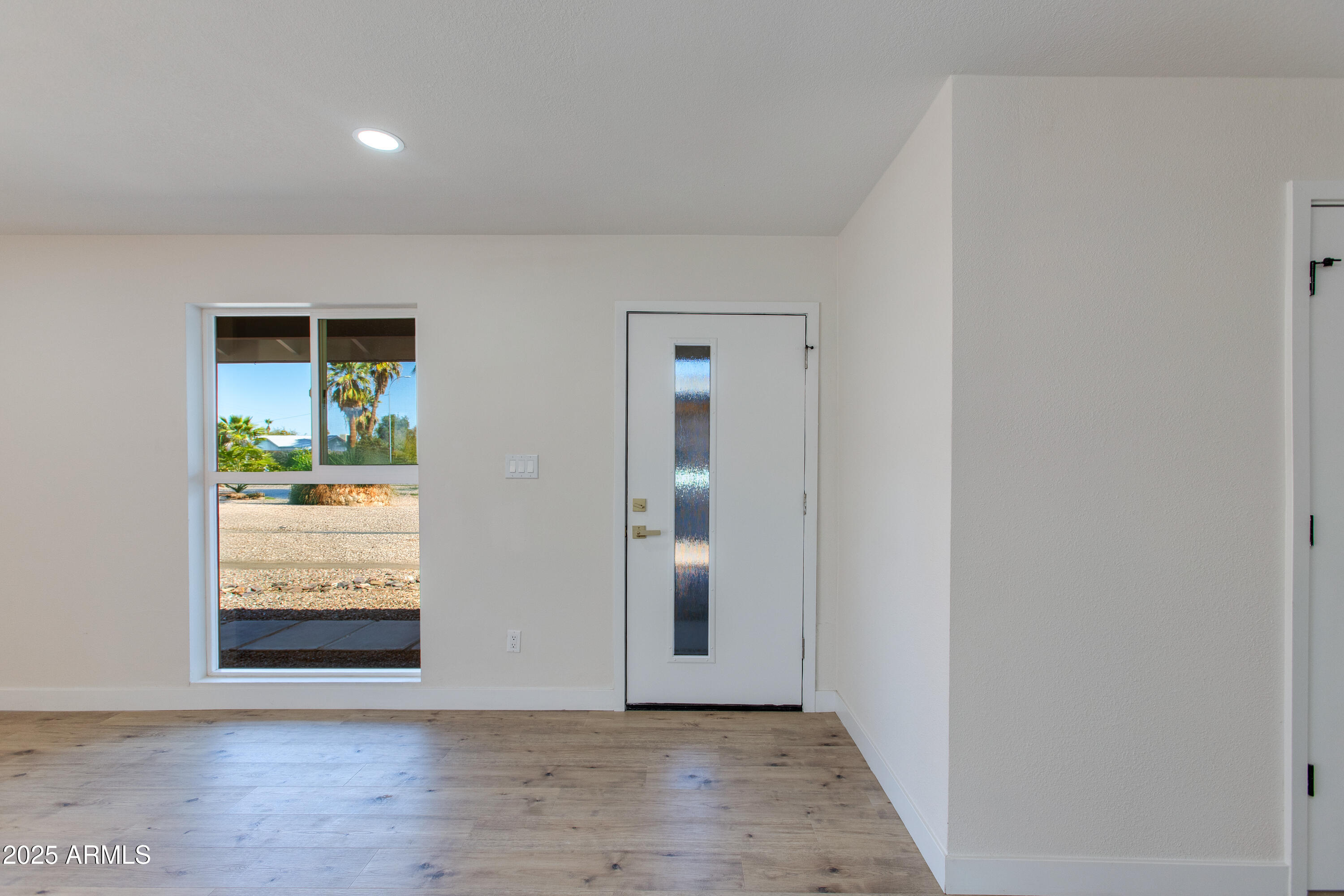1237 E LA JOLLA Drive