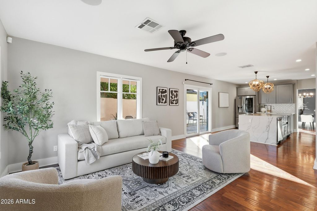 Photo of 1123 E Coronado Road, Phoenix, AZ 85006 (MLS # 6977944)