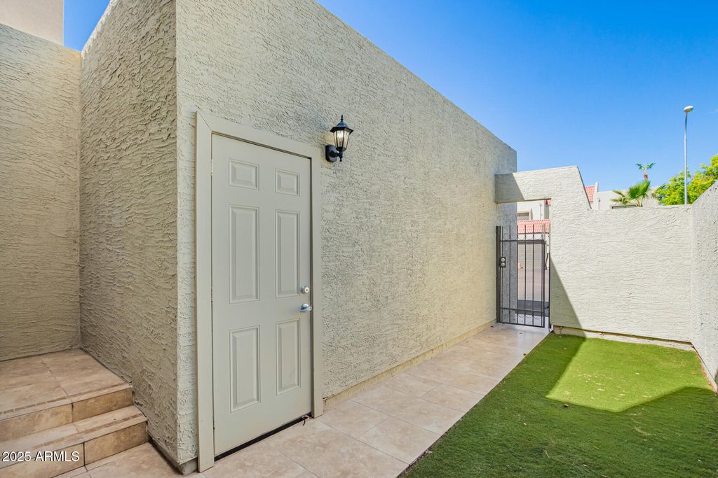 Photo of 2524 S El Paradiso #22, Mesa, AZ 85202 (MLS # 6934606)