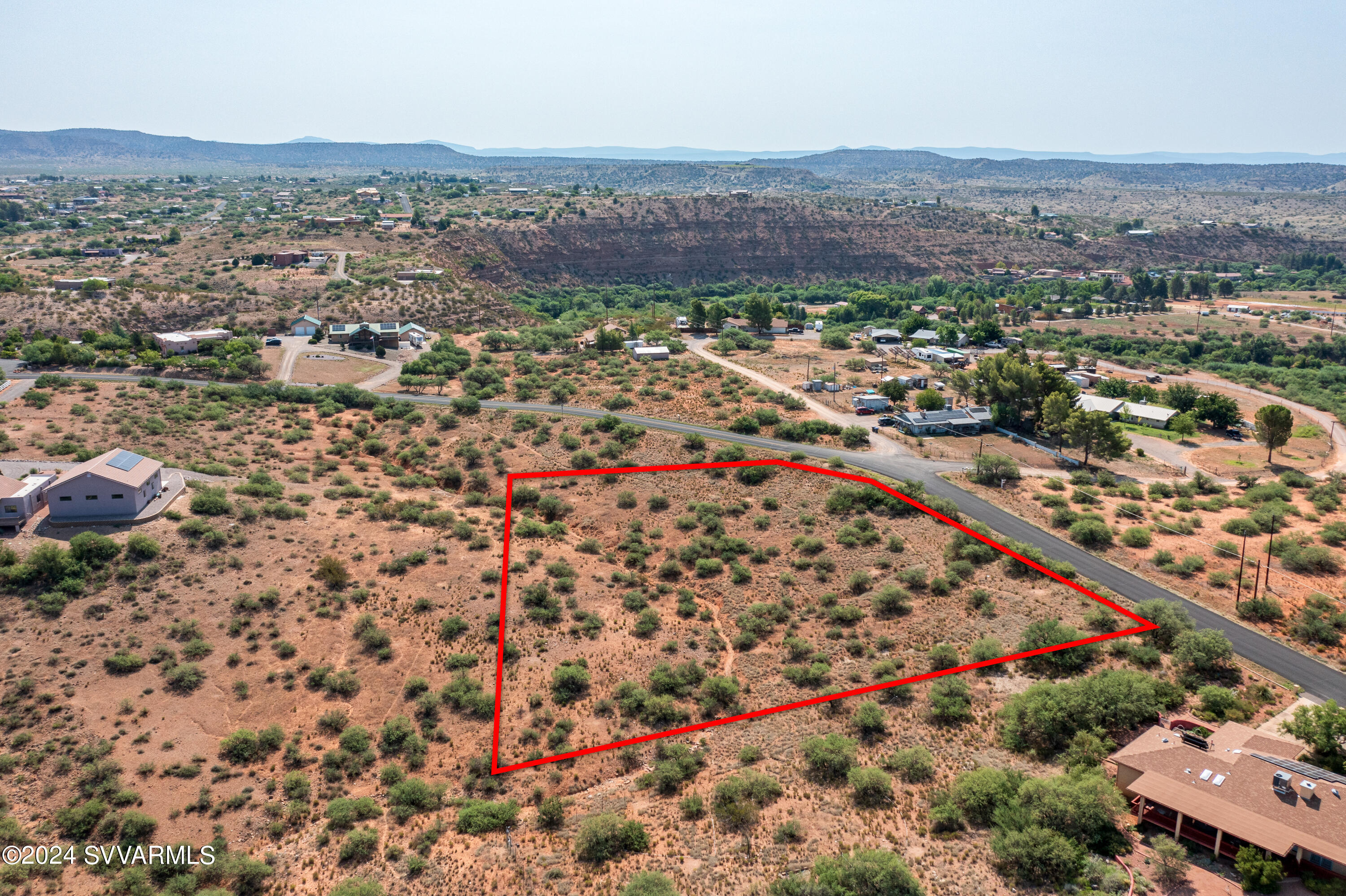 Under 5 Acres - Land