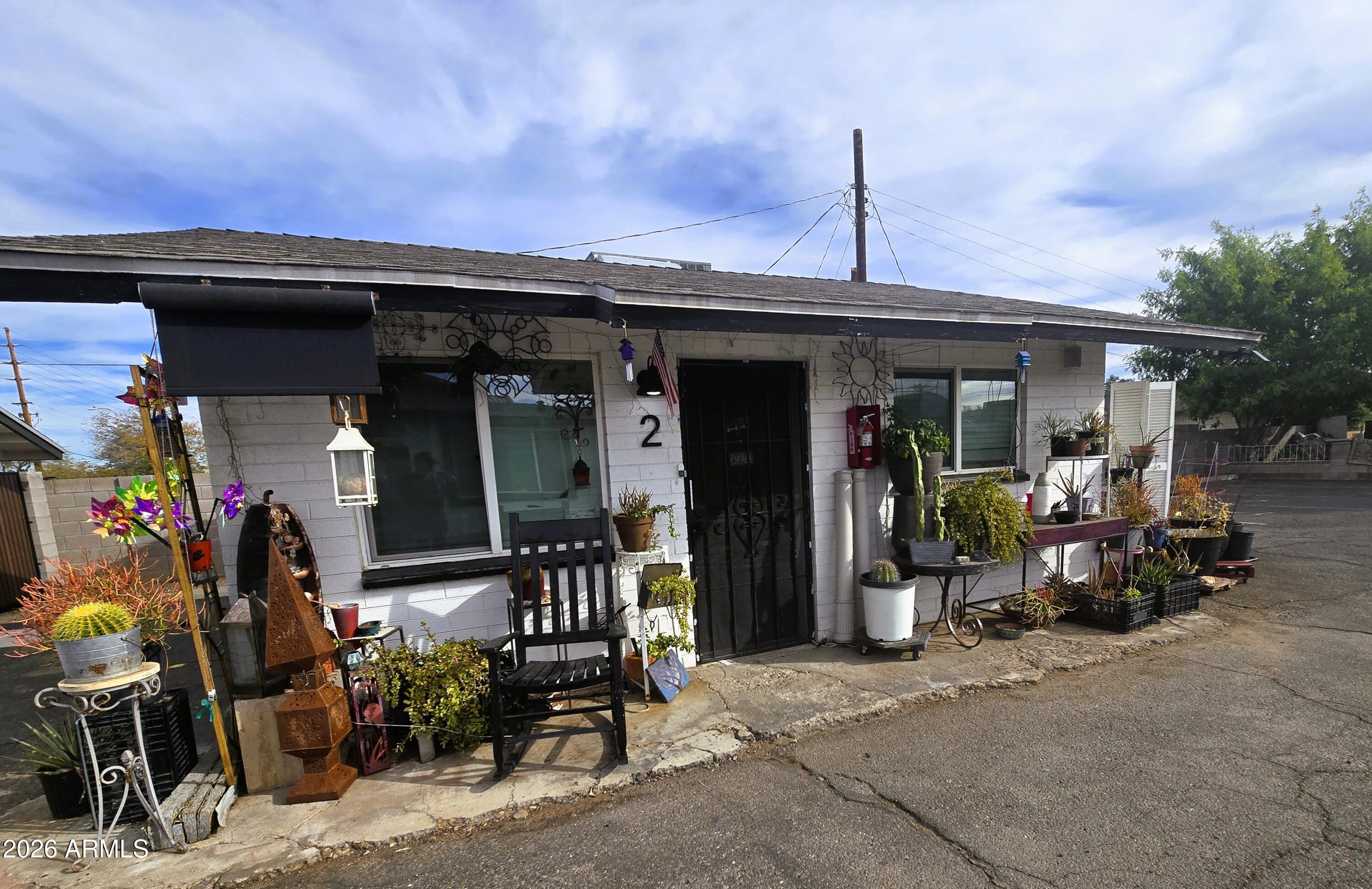 CAMELBACK GARDENS - Residential Income