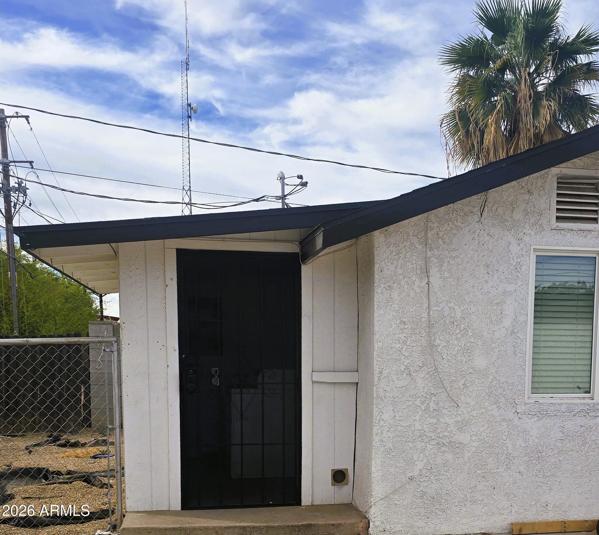 CAMELBACK GARDENS - Residential Income