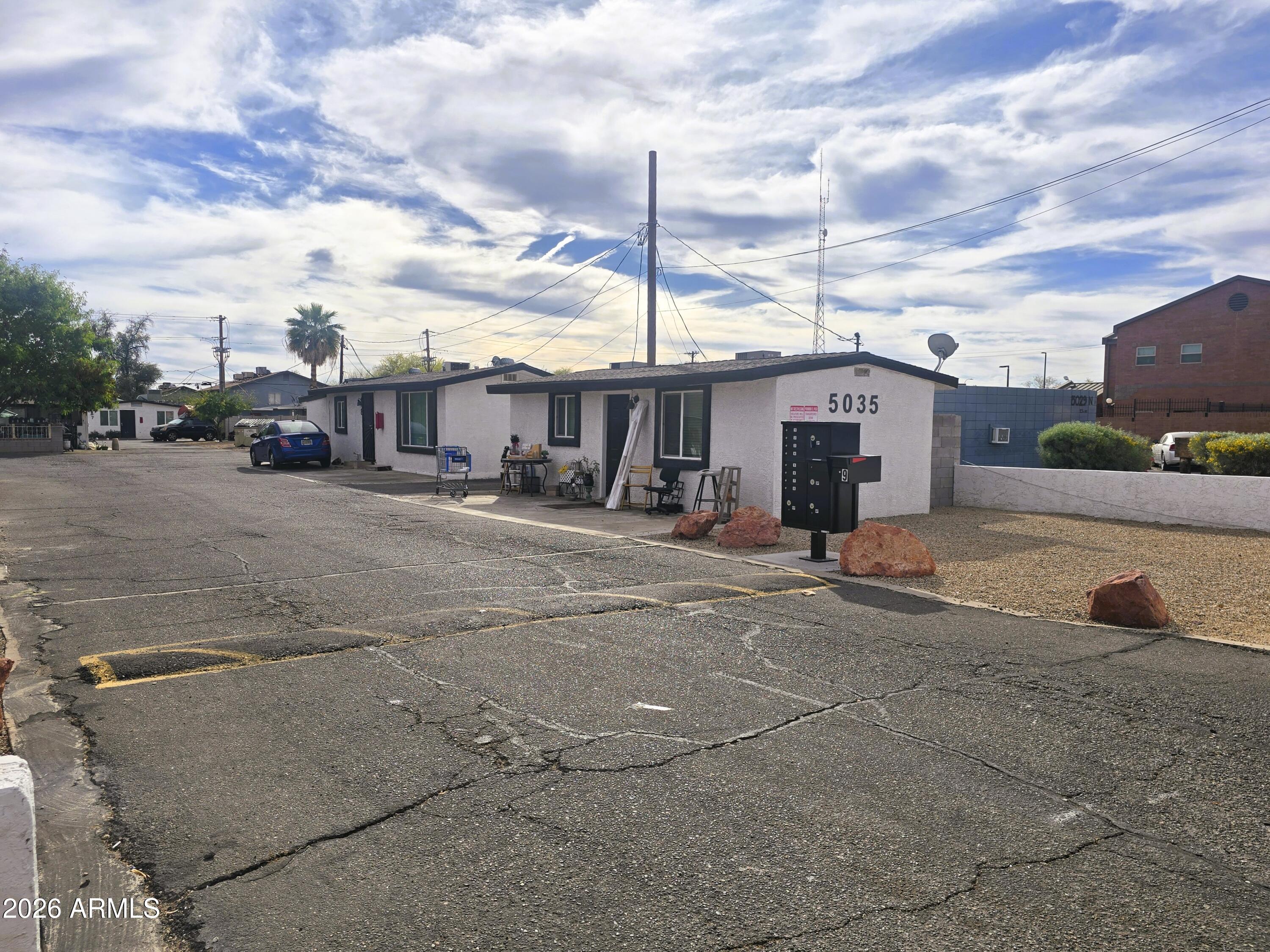 CAMELBACK GARDENS - Residential Income