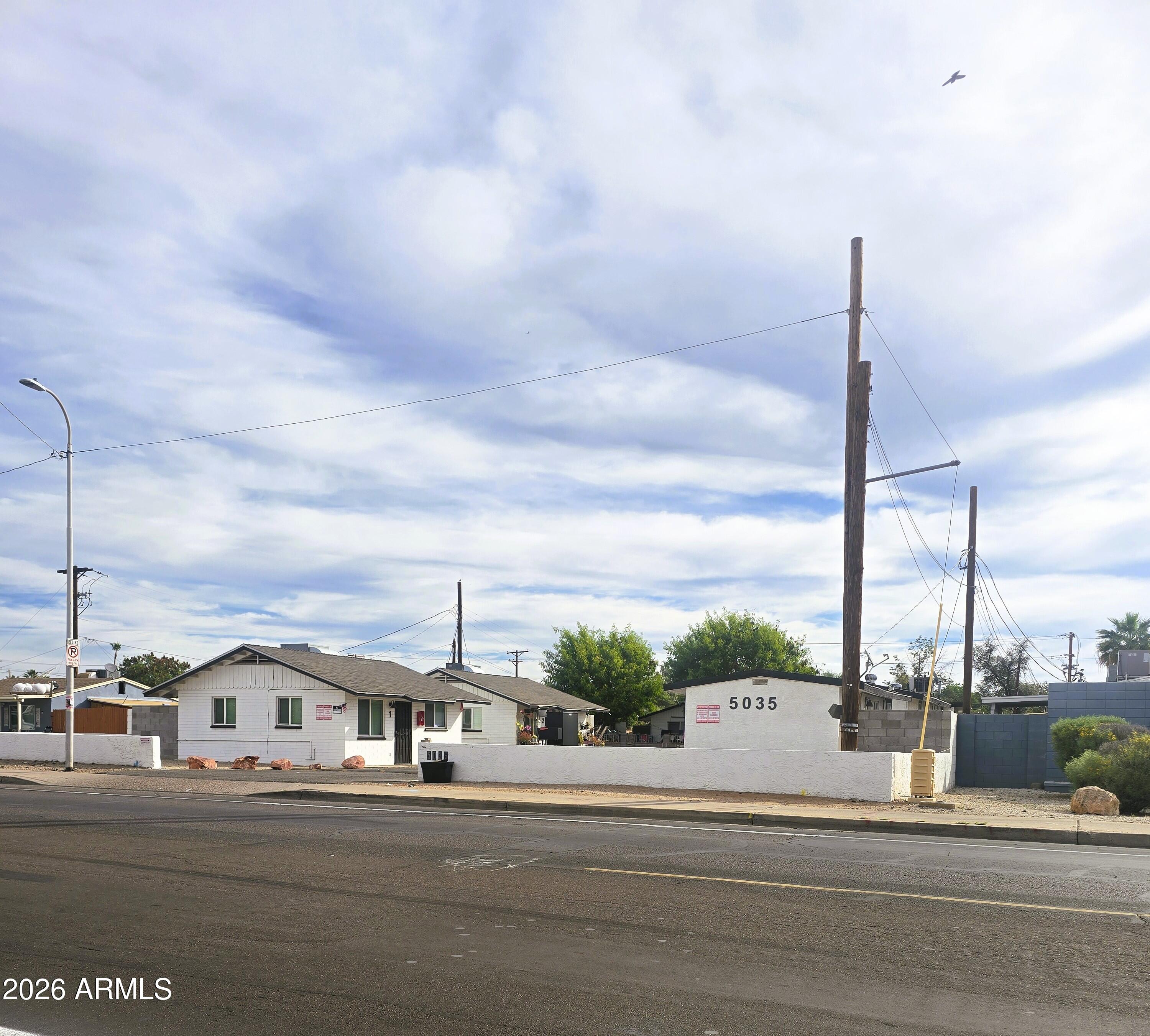 CAMELBACK GARDENS - Residential Income