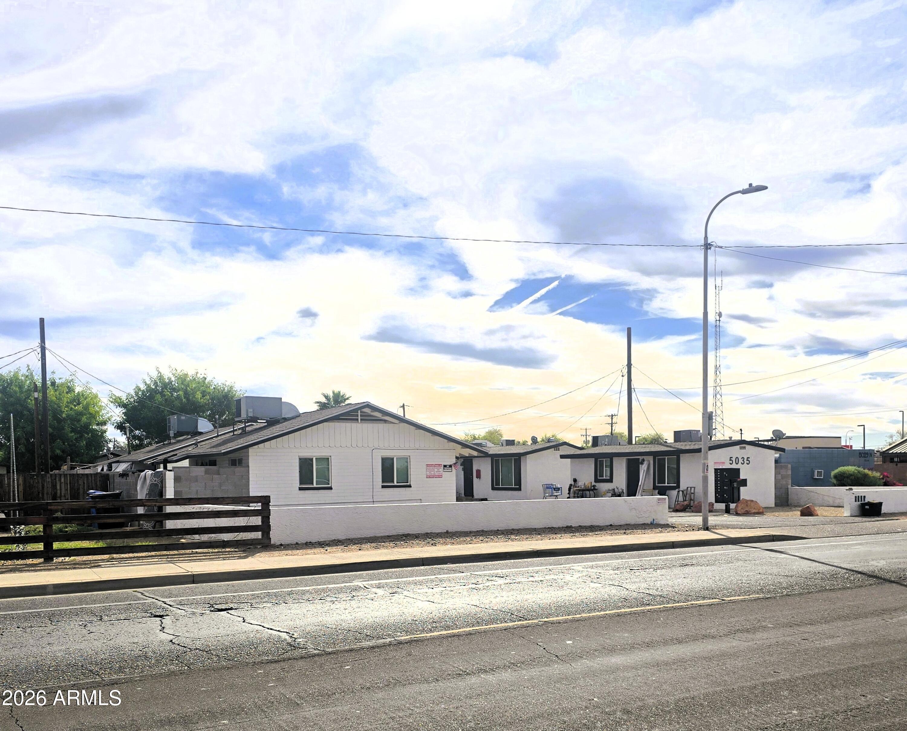 CAMELBACK GARDENS - Residential Income