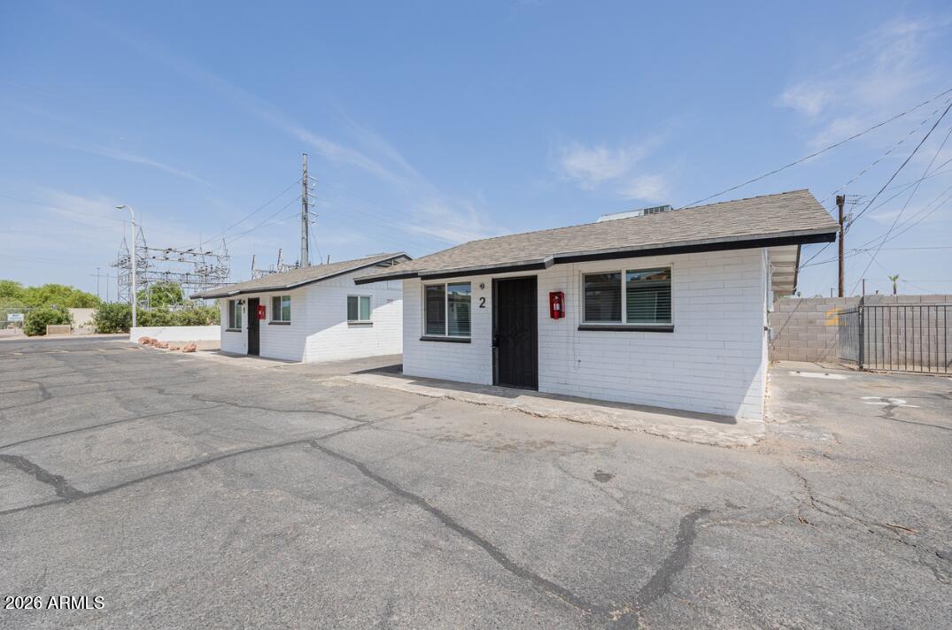 CAMELBACK GARDENS - Residential Income