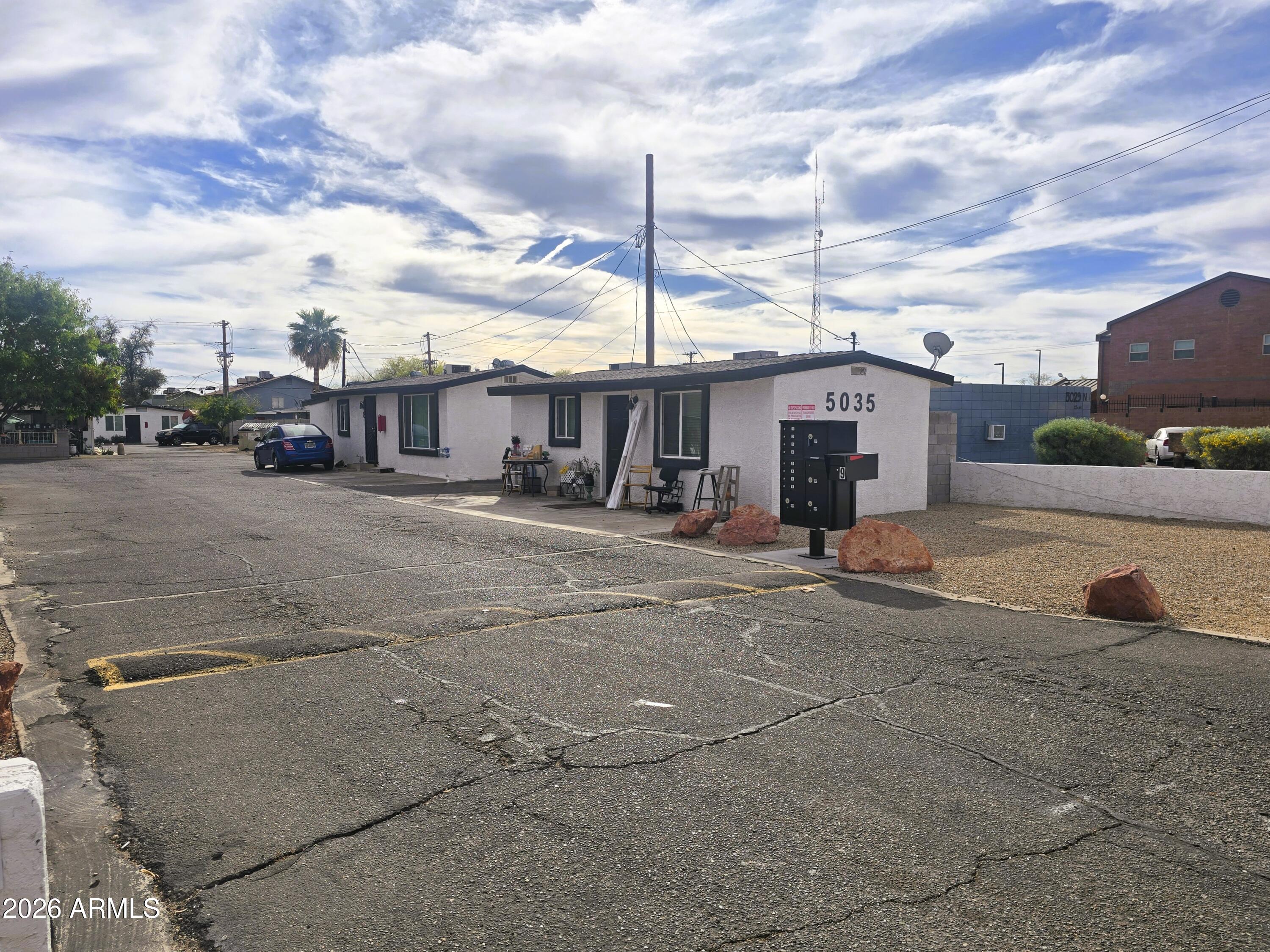 CAMELBACK GARDENS - Residential Income