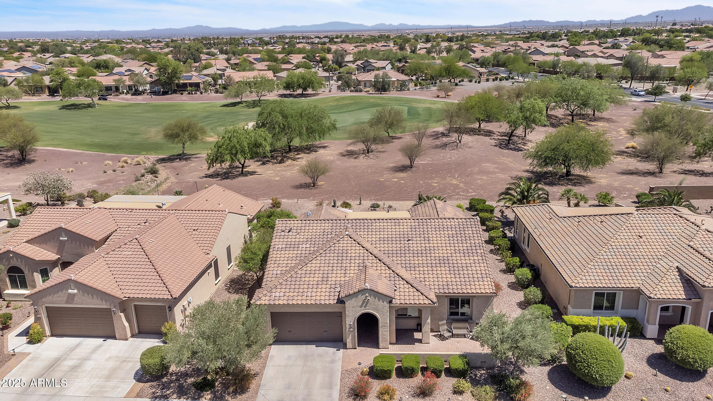 3817 N HUDSON Drive