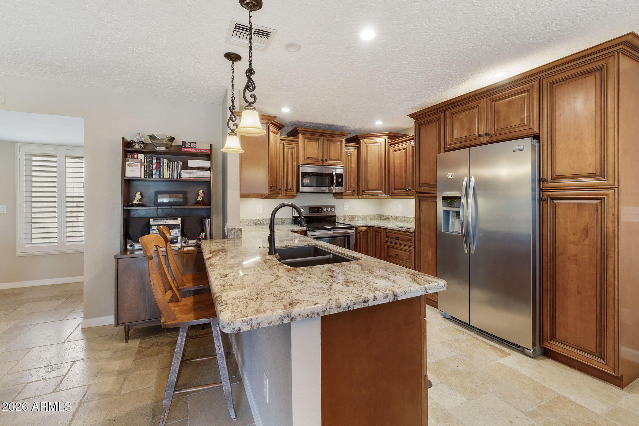 560 S PALO VERDE Way