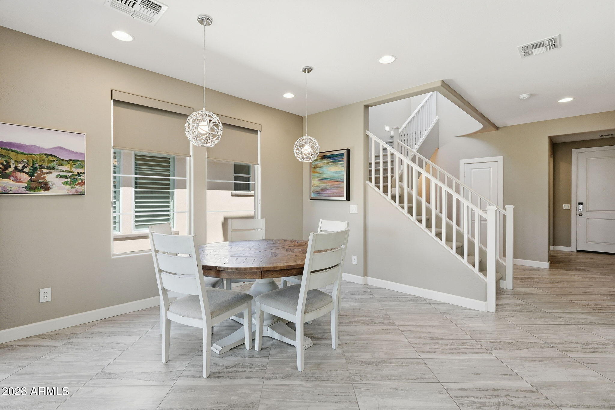755 E VERDE Boulevard