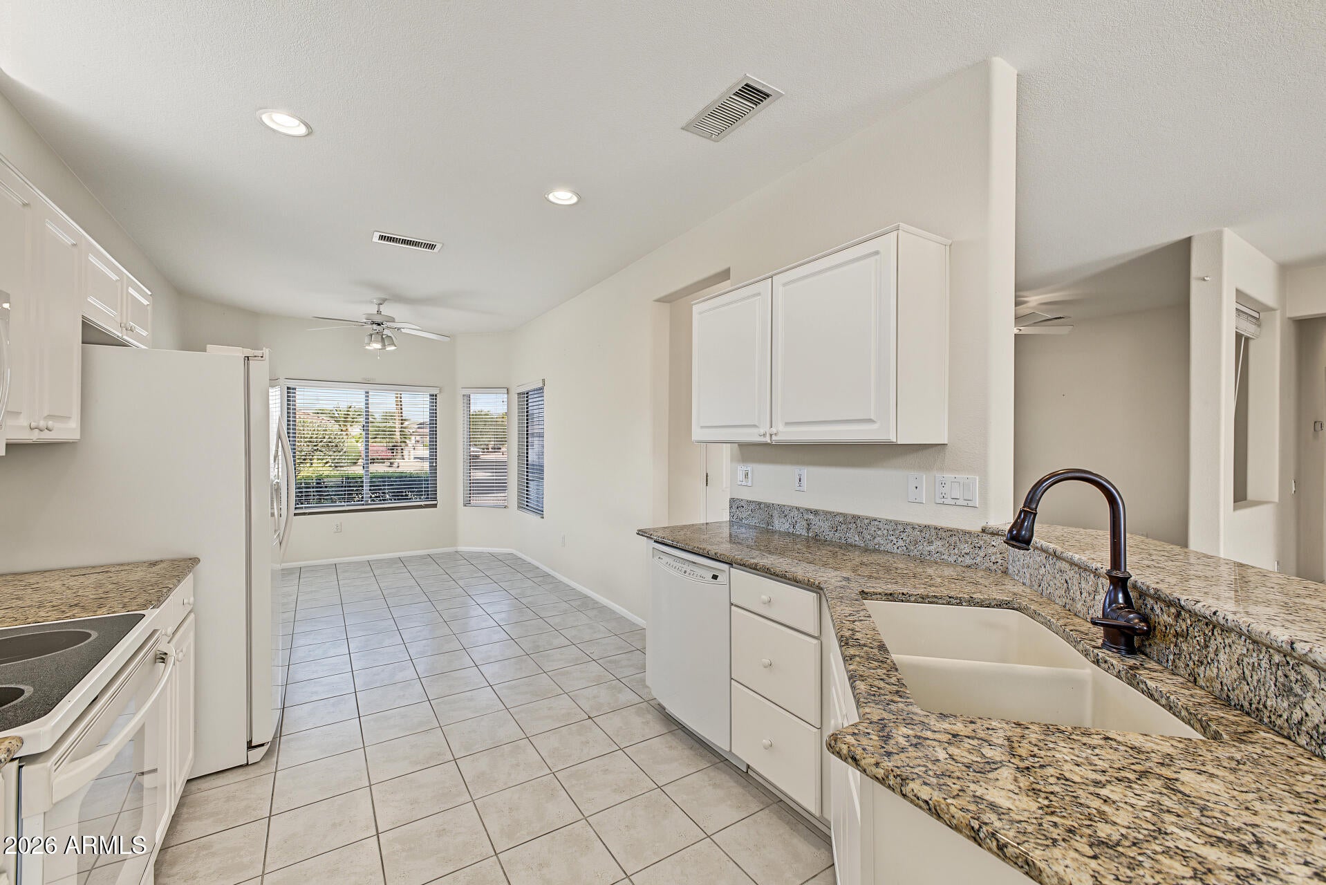 18505 N VILLA BELLA Drive