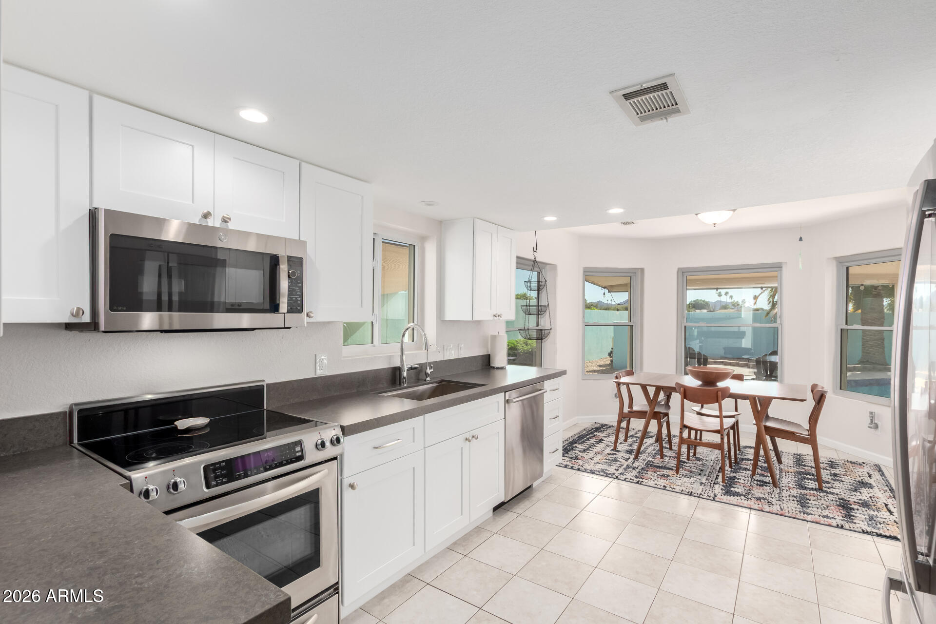 3827 E LARKSPUR Drive