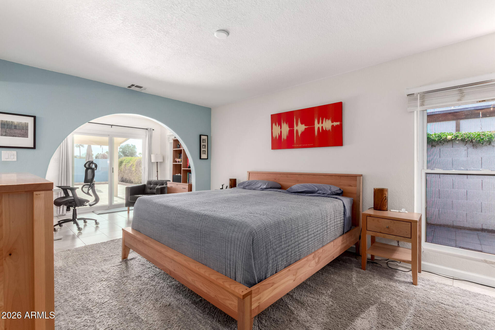 3827 E LARKSPUR Drive