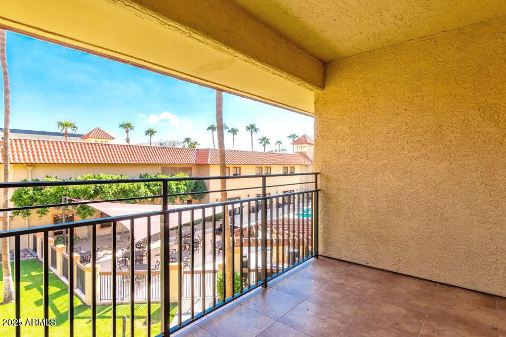 Photo of 10330 W Thunderbird Boulevard #C304, Sun City, AZ 85351 (MLS # 6857016)