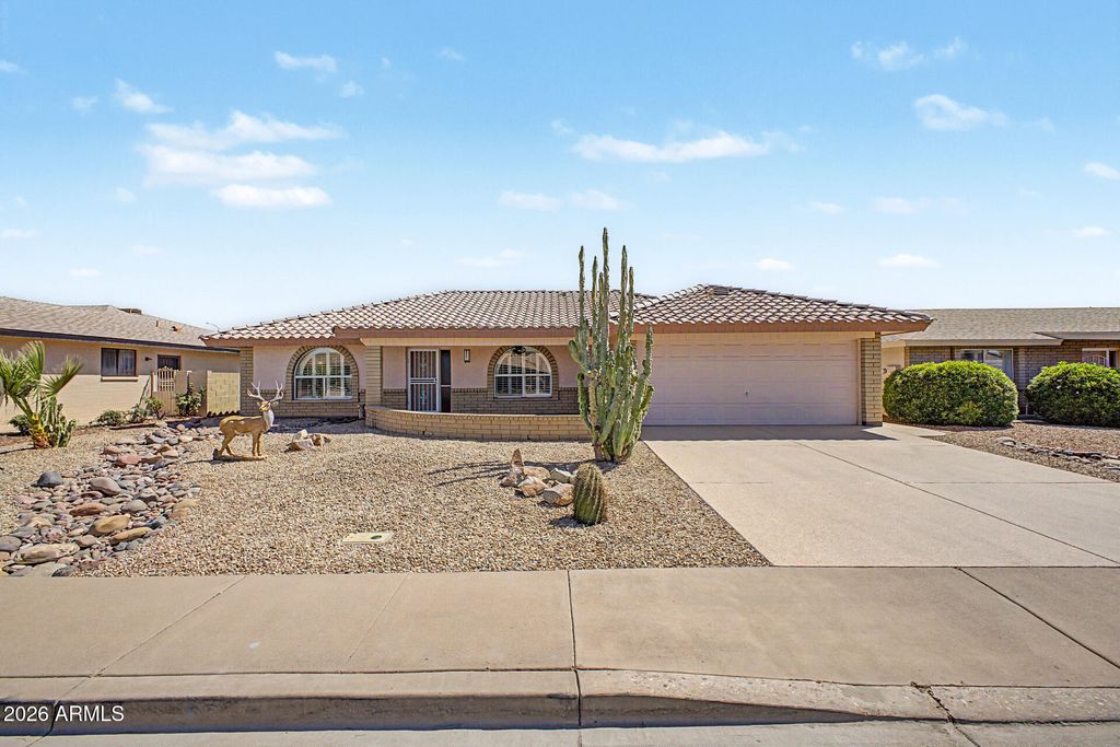 Photo of 8231 E Nido Avenue, Mesa, AZ 85209 (MLS # 7016146)