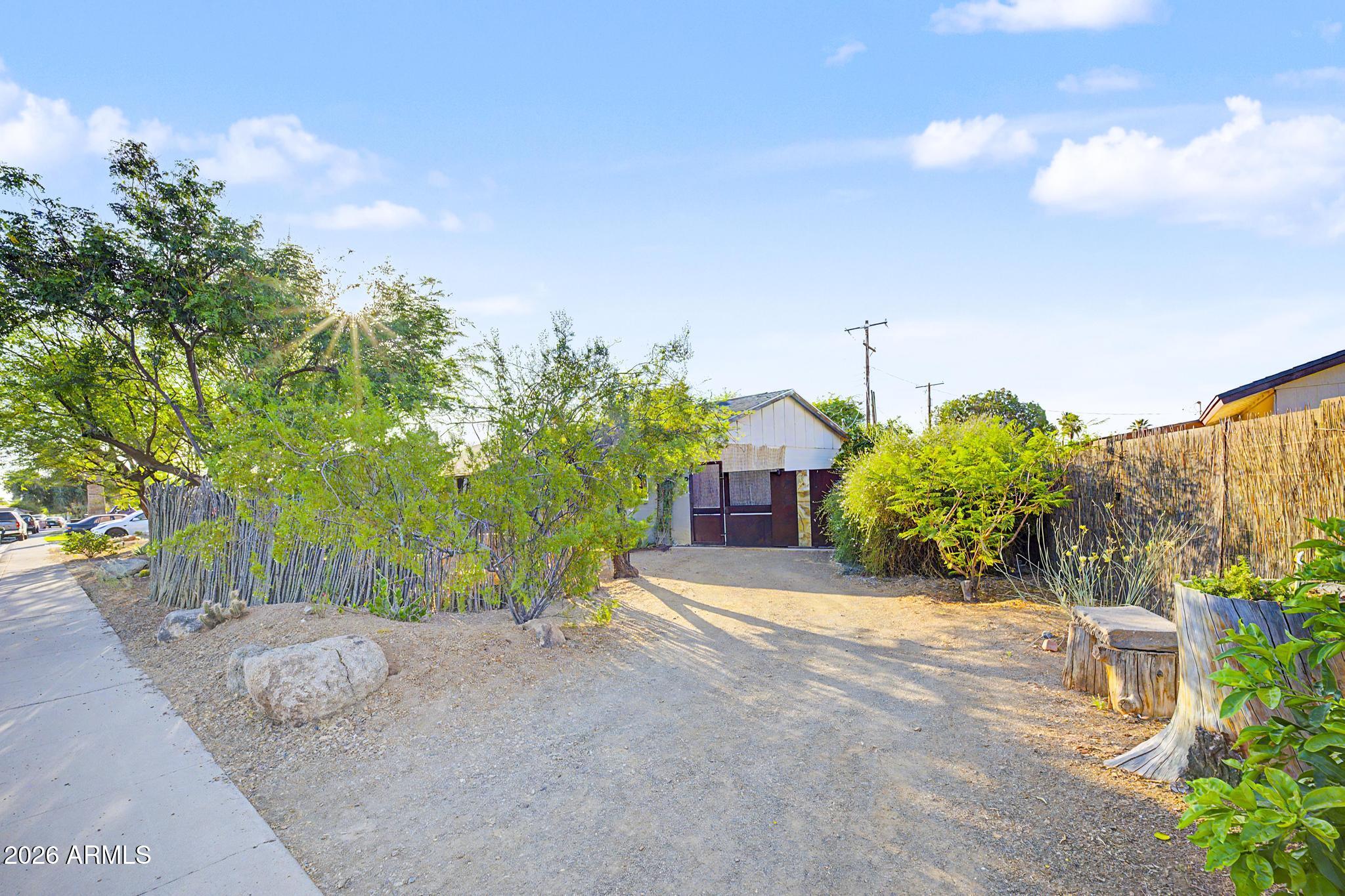 8243 E Monte Vista Road