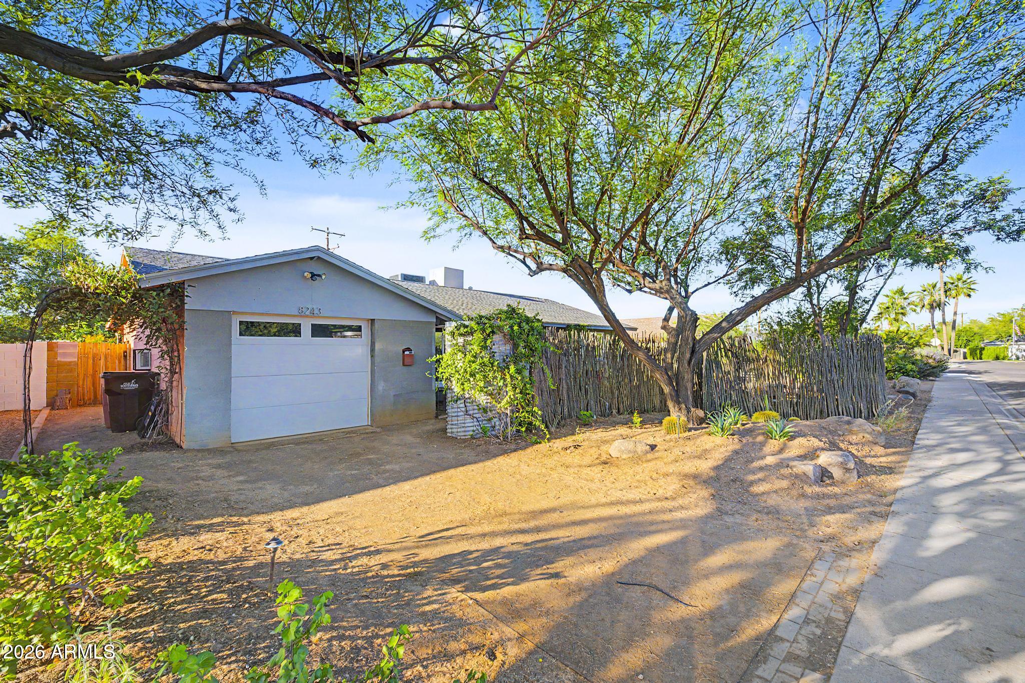 8243 E Monte Vista Road