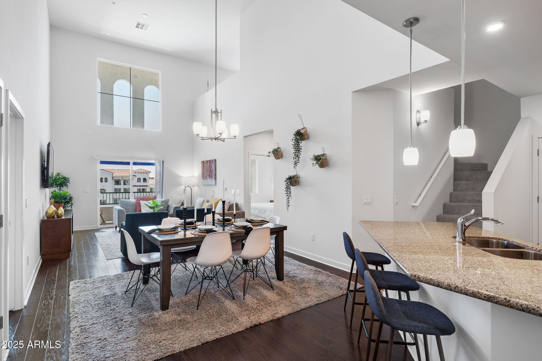 2511 W QUEEN CREEK Road 446