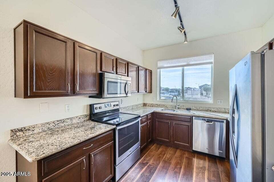 15436 W PORT ROYALE Lane