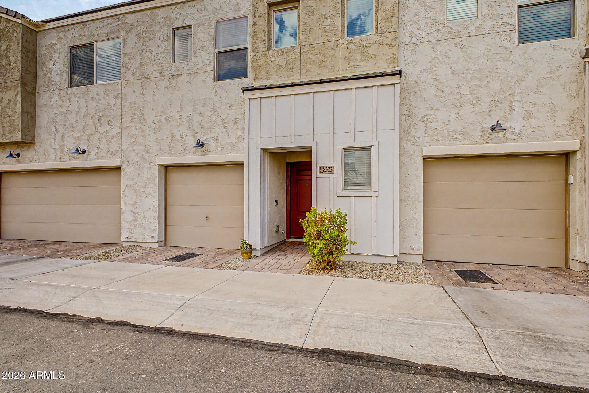 8322 N 22ND Lane